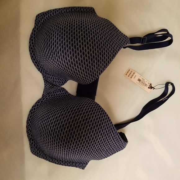 Victoria Secret's bra - Picture 4 of 4